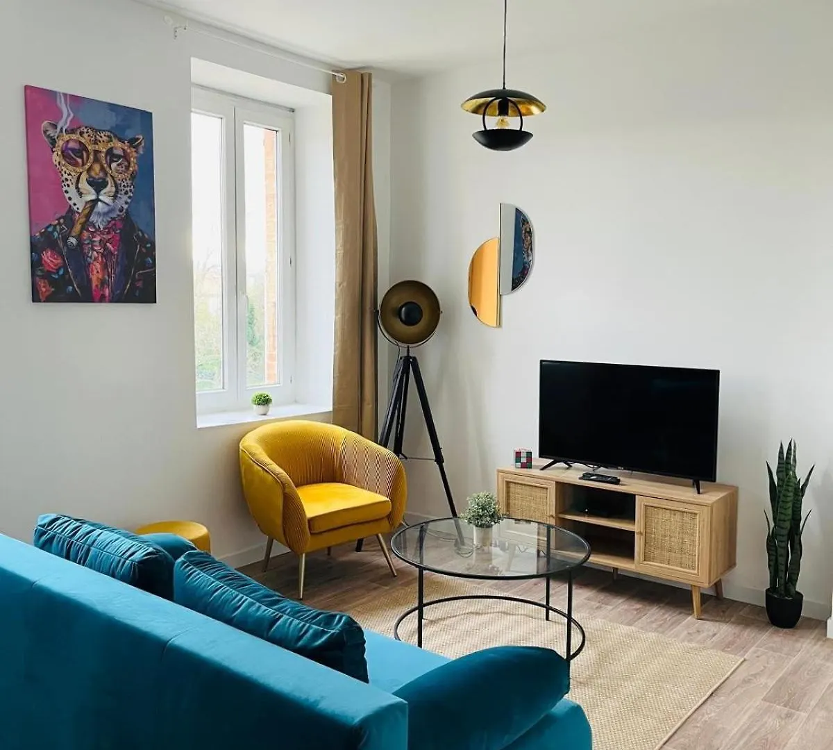 Appartement L'Atypique L 2 Chambres L Clim Castres  Frankrijk